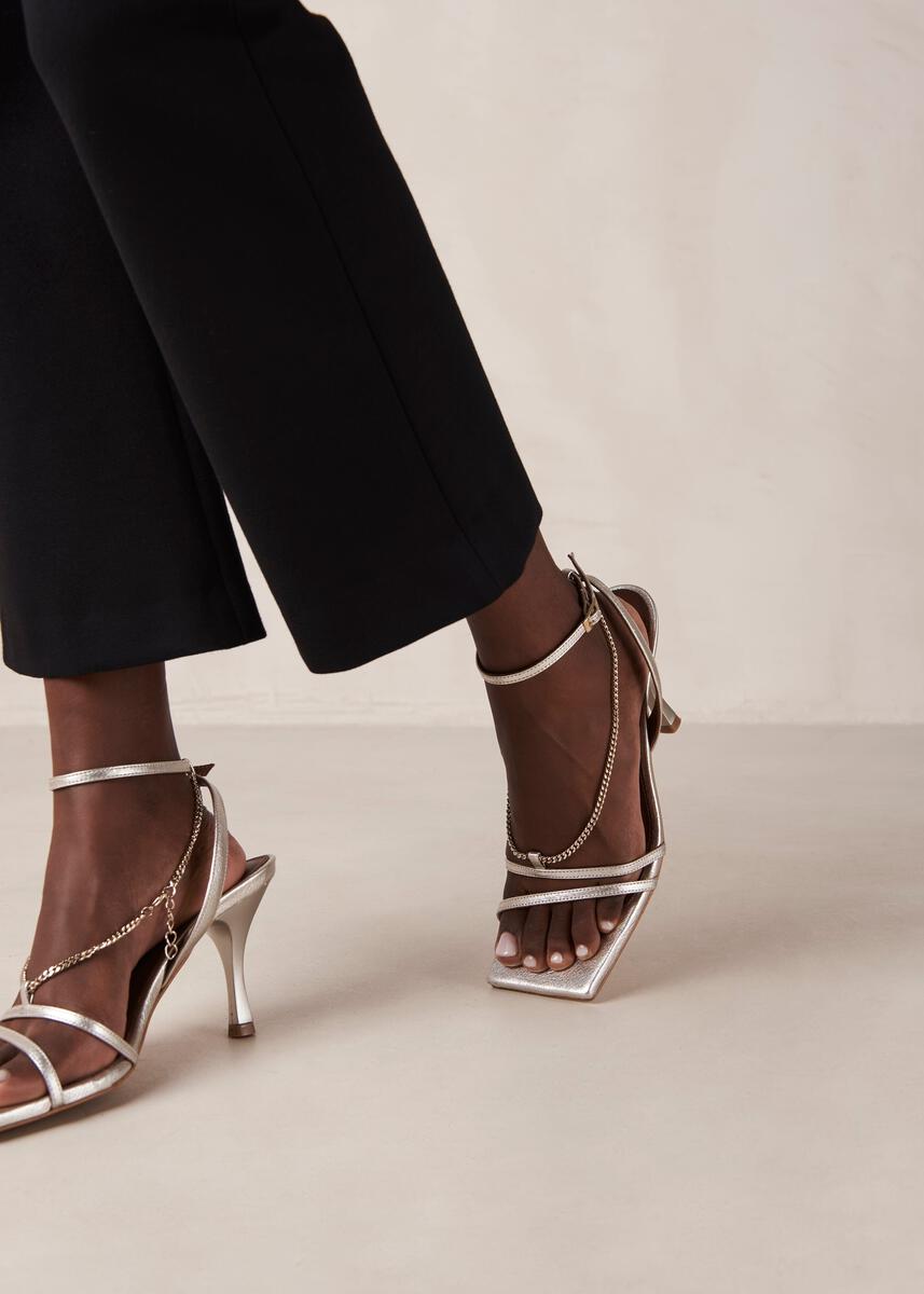 Straps Chain Shimmer Silver Leather Sandals