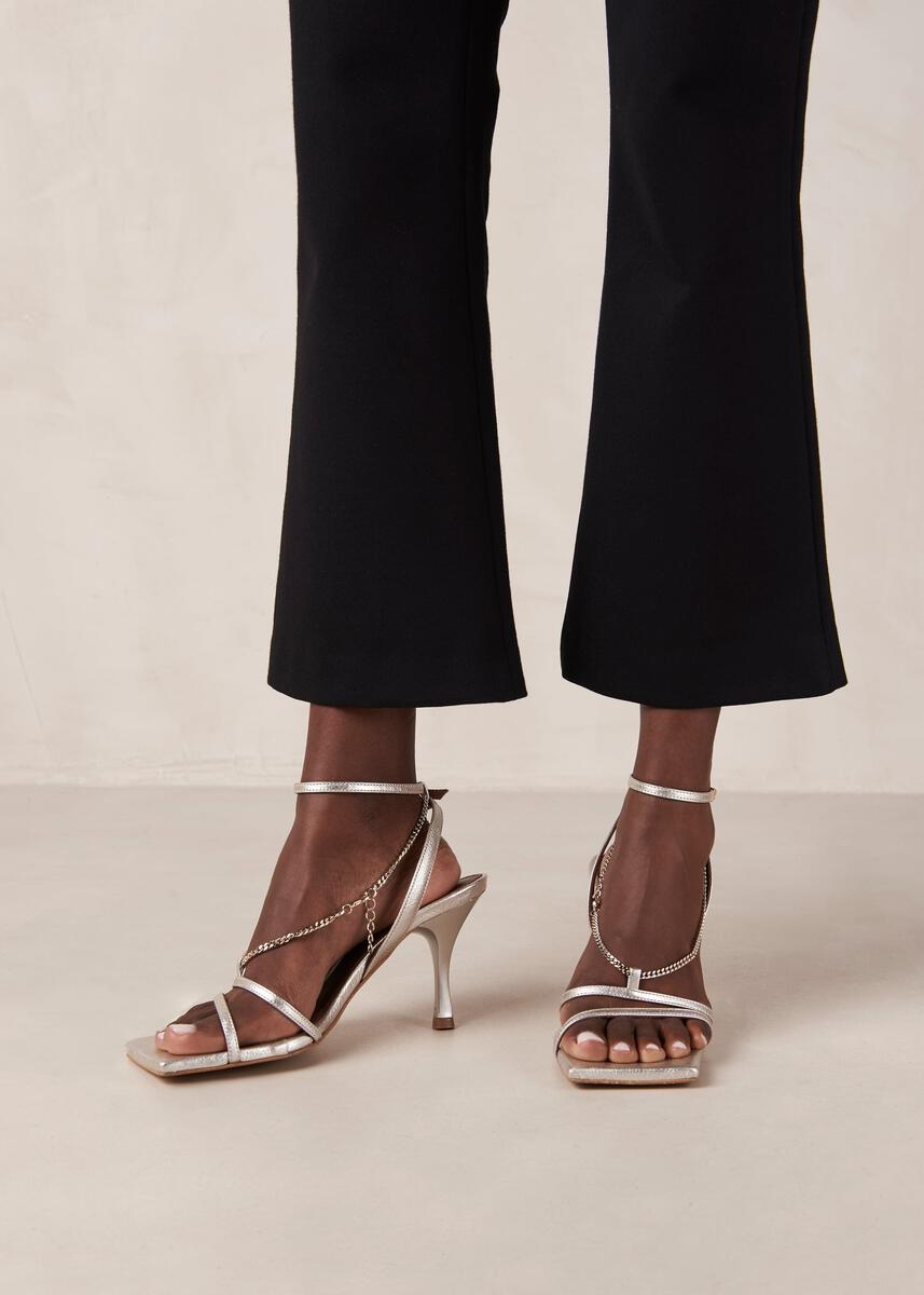 Straps Chain Shimmer Silver Leather Sandals