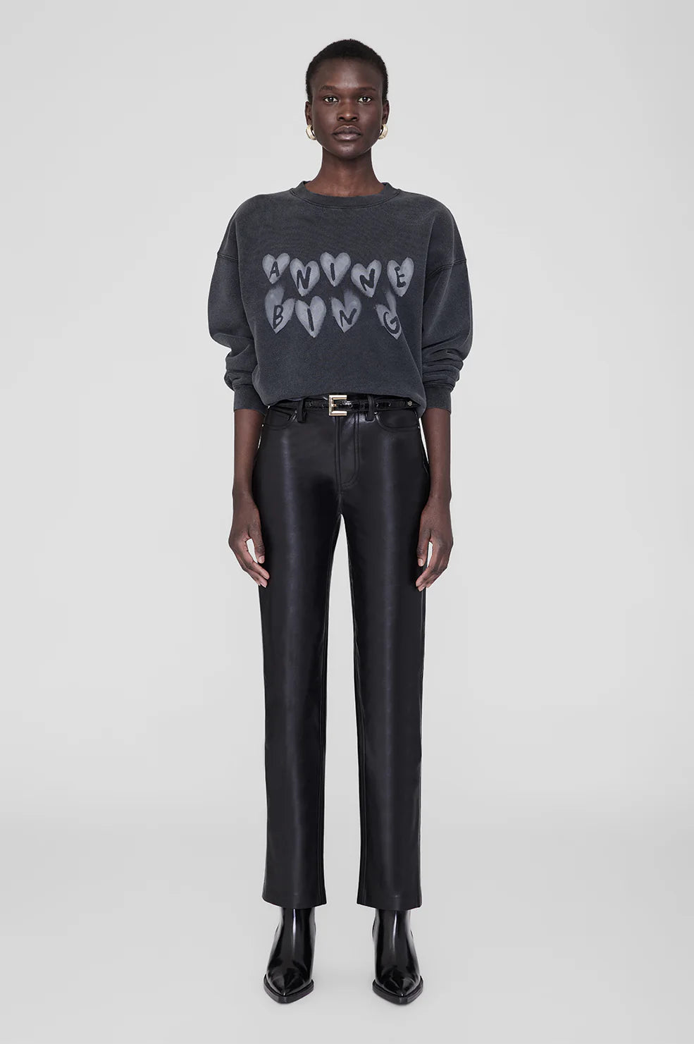 Spencer Sweatshirt Hearts Washed Black