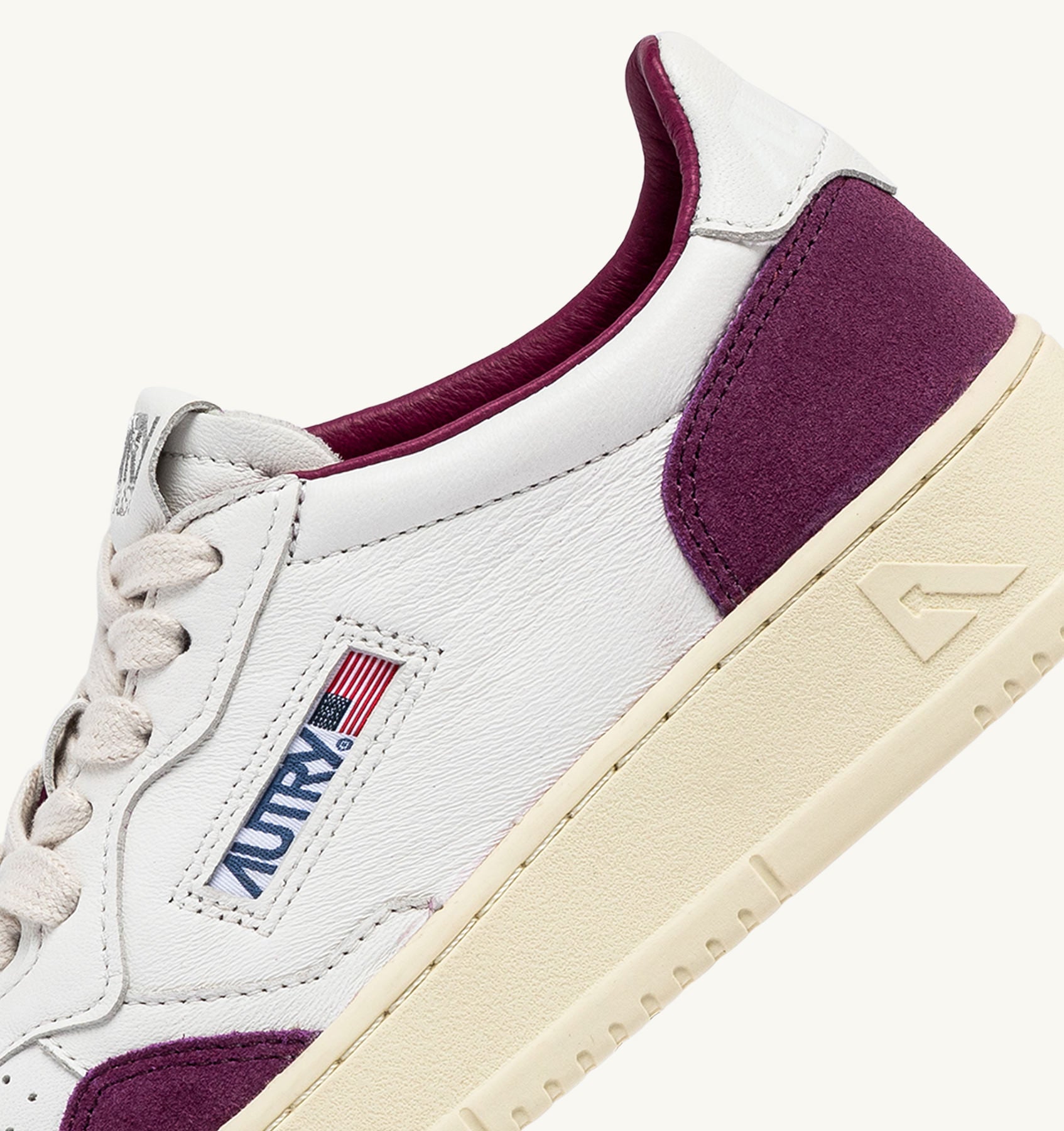 MEDALIST LOW SNEAKERS IN WHITE AND PURPLE LEATHER AND SUEDE