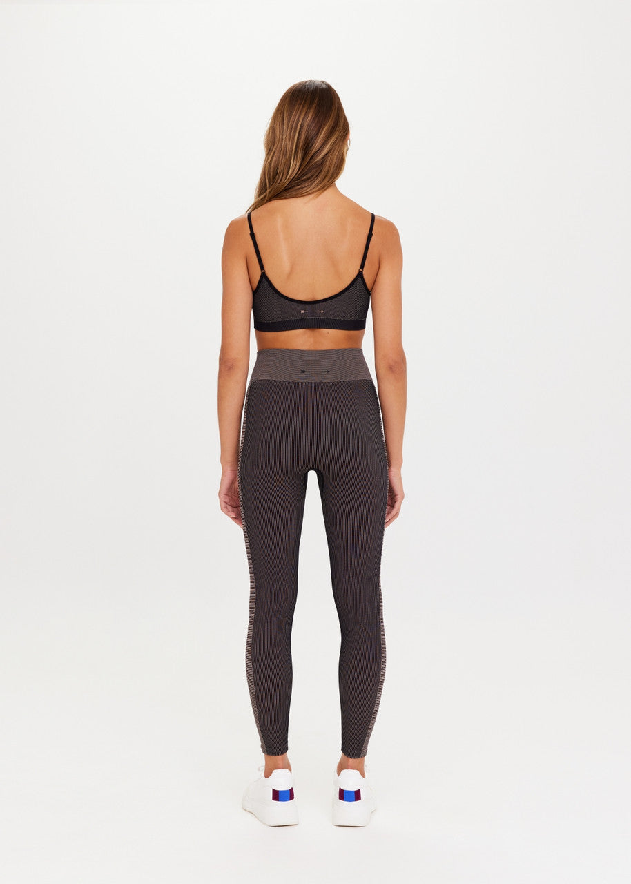 Ribbed Seamless 25in Midi Pant
