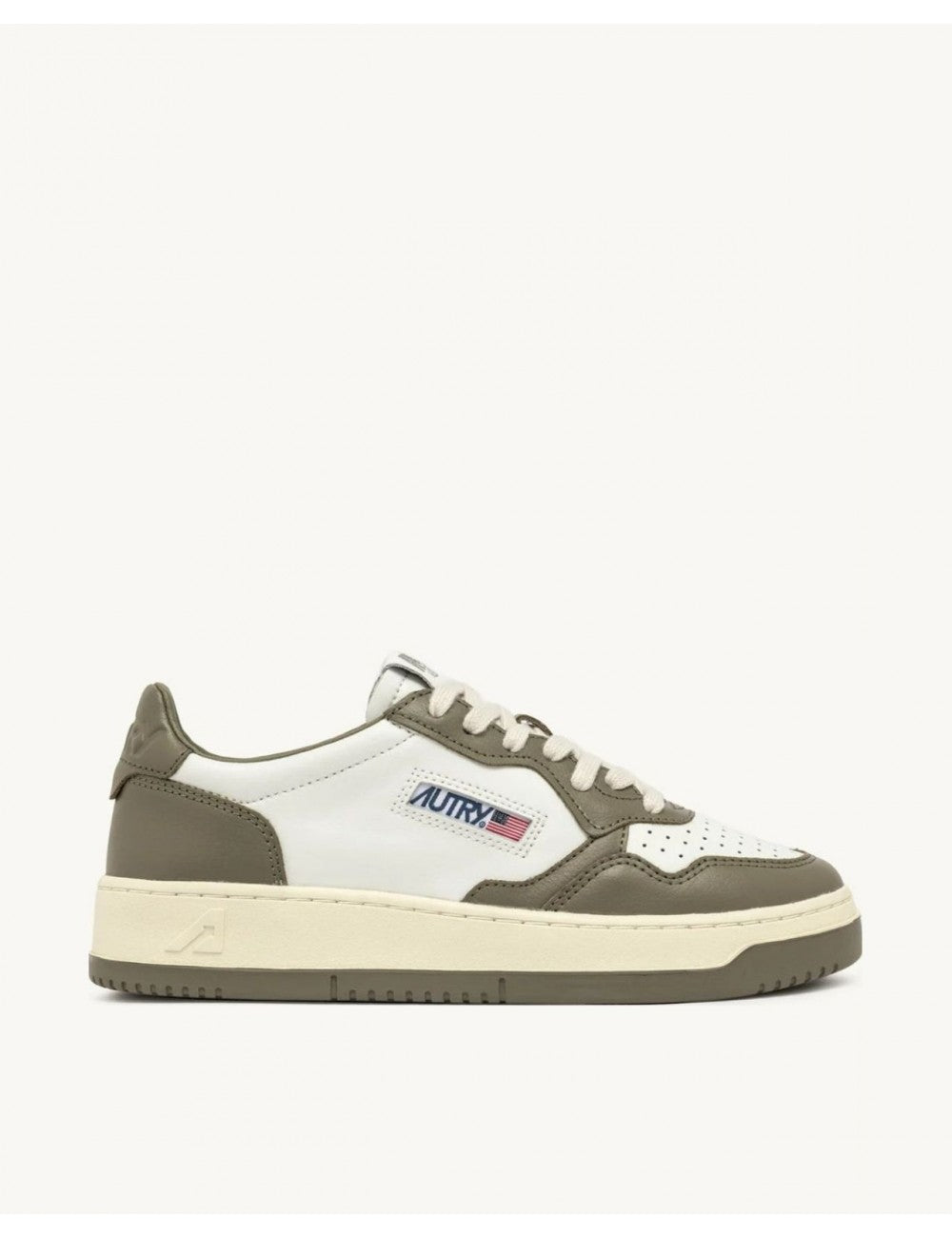 MEDALIST LOW BICOLOR SNEAKERS IN WHITE AND GREEN LEATHER