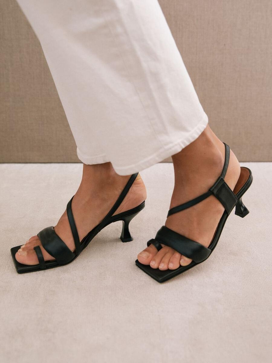 Asymmetric Straps Black