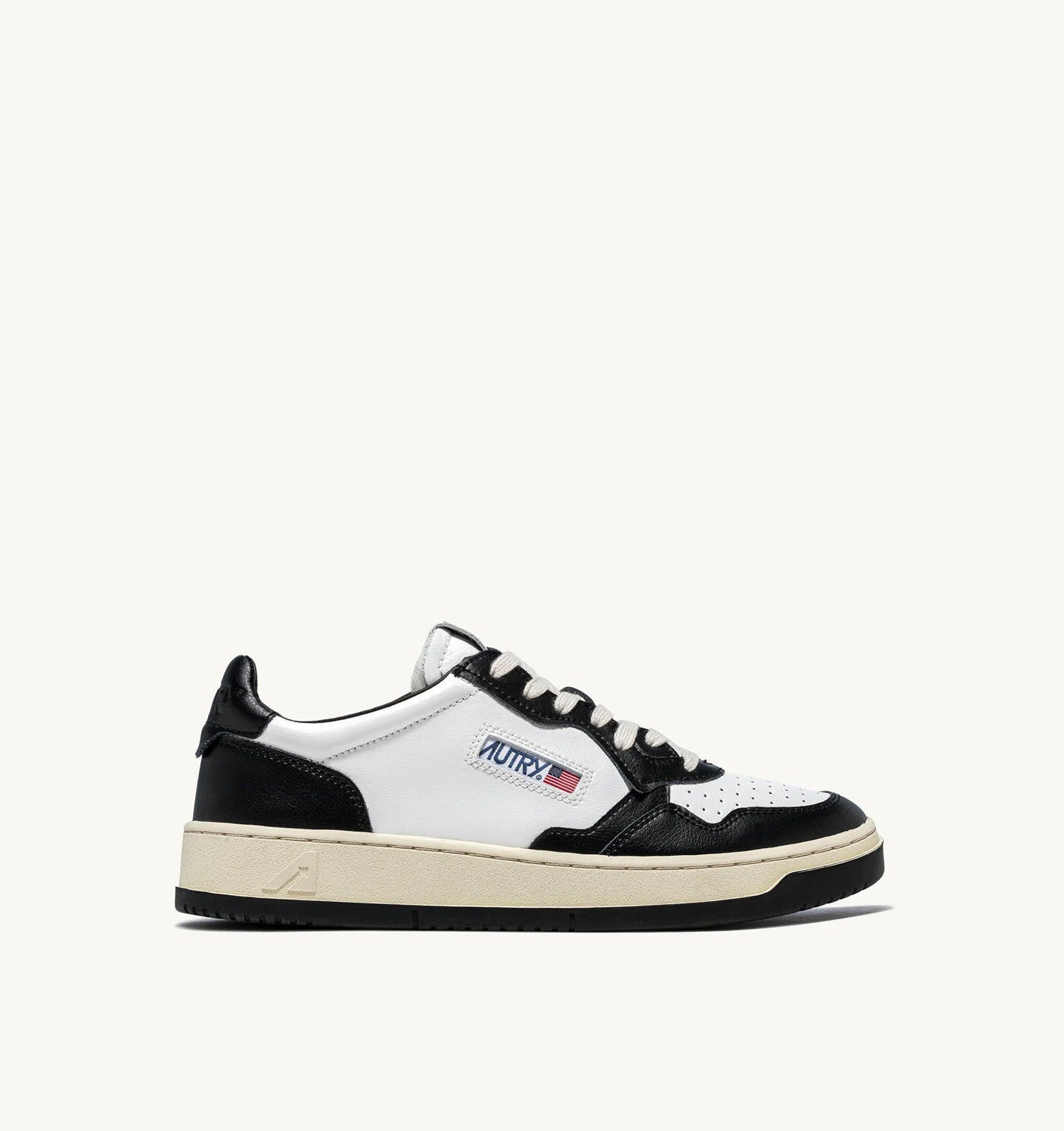 Two-Tone Medalist Low Sneakers In Leather Color White And Black