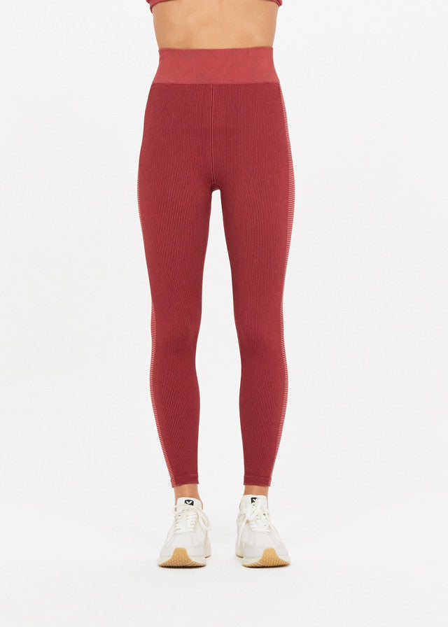 Ribbed Seamless Midi Pant
